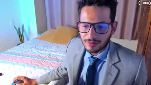 nicolasrodrii online show from January 18, 12:14 am