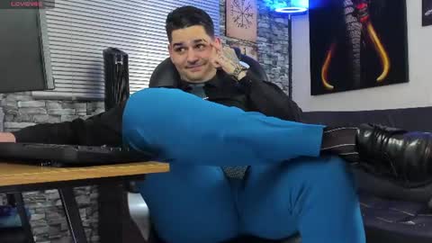 Snapshot of nicolass_fellener chatting on July 11, 3:09 am Nicolas Fellener online show from July 11, 3:09 am