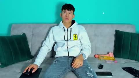 Snapshot of nicolastorres__ chatting on November 24, 7:41 am nicolastorres__ online show from November 24, 7:41 am