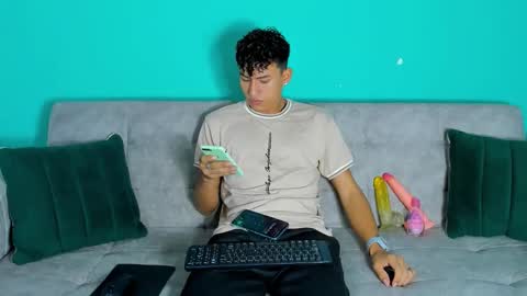 Snapshot of nicolastorres__ chatting on November 25, 6:35 am nicolastorres__ online show from November 25, 6:35 am