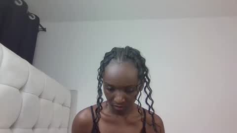 nicole161117 online show from January 5, 6:55 pm