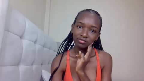 nicole161117 online show from March 7, 6:43 am