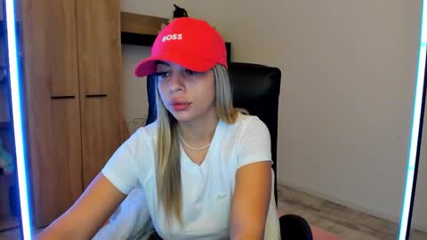 Nico online show from February 5, 6:01 pm