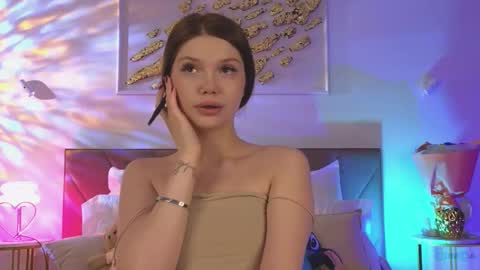 Snapshot of nicole_broown chatting on November 13, 9:14 pm Nicole online show from November 13, 9:14 pm