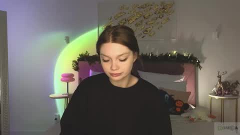 Snapshot of nicole_broown chatting on January 15, 9:18 pm Nicole online show from January 15, 9:18 pm