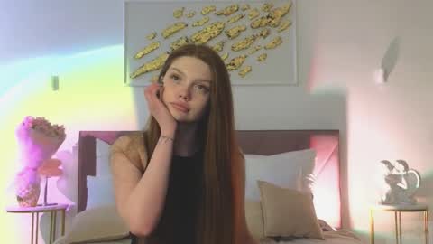 Snapshot of nicole_broown chatting on February 4, 9:20 pm Nicole online show from February 4, 9:20 pm