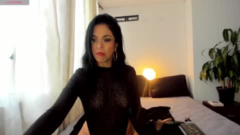 Nicole online show from January 14, 9:09 pm