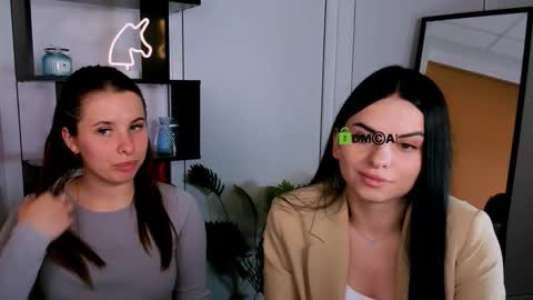 Snapshot of nicole_muah chatting on September 24, 9:23 am nicole_muah online show from September 24, 9:23 am