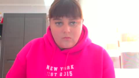 Snapshot of nicole_red__ chatting on October 2, 9:27 am Nicole online show from October 2, 9:27 am