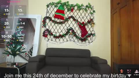 Snapshot of nicole_santana_ chatting on December 21, 2:09 am Nicole Santana online show from December 21, 2:09 am
