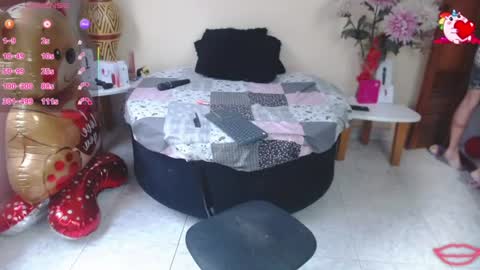Nicole Santana online show from June 29, 10:10 pm