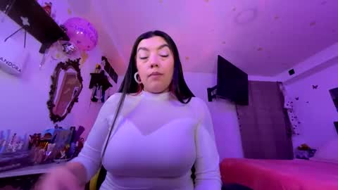 Nicole online show from June 16, 5:37 pm