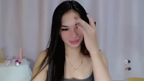 NICOLE online show from January 7, 11:35 pm