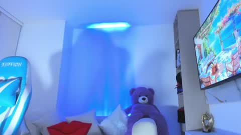 Snapshot of nicoleeorson chatting on July 11, 11:17 pm Nicolle online show from July 11, 11:17 pm
