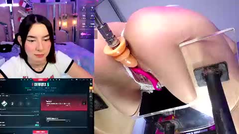 Snapshot of nicoleferrel chatting on June 26, 2:54 pm Nicole online show from June 26, 2:54 pm