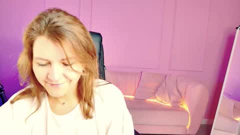 Snapshot of nicolehits chatting on November 1, 9:22 am nicolehits online show from November 1, 9:22 am