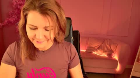 Snapshot of nicolehits chatting on November 7, 5:29 am nicolehits online show from November 7, 5:29 am