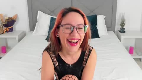 Snapshot of nicoleirisxxx chatting on January 27, 12:48 pm nicoleirisxxx online show from January 27, 12:48 pm