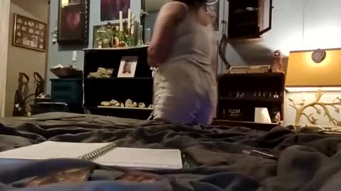 nicolescontent2025 online show from May 9, 3:23 am