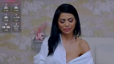 NicoleSmyth online show from November 14, 9:02 pm