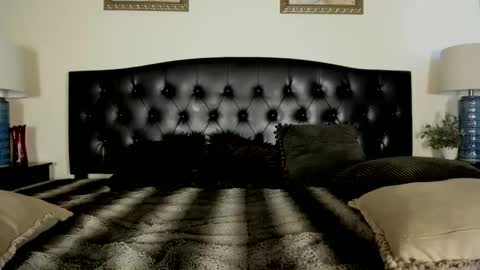 Nicole online show from February 7, 10:02 pm