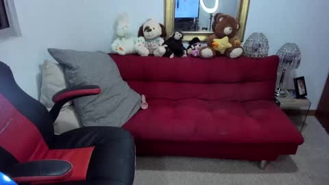 Snapshot of nicolettcolin chatting on December 6, 12:12 am Nicolettcolin online show from December 6, 12:12 am