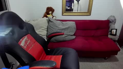 Snapshot of nicolettcolin chatting on March 8, 12:33 am Nicolettcolin online show from March 8, 12:33 am