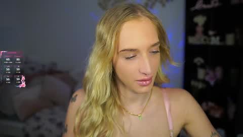 Snapshot of nicolette__shea_ chatting on January 31, 9:16 am nicolette__shea_ online show from January 31, 9:16 am