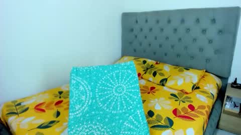  ELIZABETH  online show from December 5, 2:14 pm