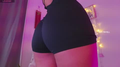 Nicolle online show from June 17, 1:08 am