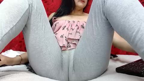 NICOLLE online show from October 29, 9:49 pm