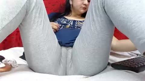 NICOLLE online show from August 4, 11:29 pm