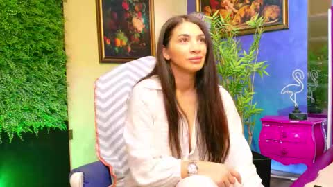 Snapshot of nicollepalmer chatting on September 23, 10:18 am Nicolle online show from September 23, 10:18 am