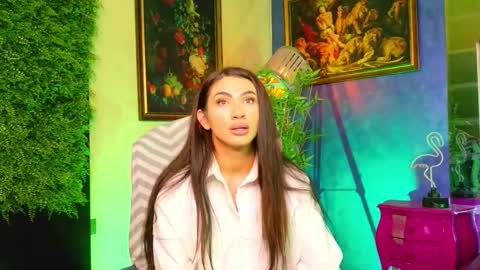 Snapshot of nicollepalmer chatting on October 13, 5:13 pm Nicolle online show from October 13, 5:13 pm