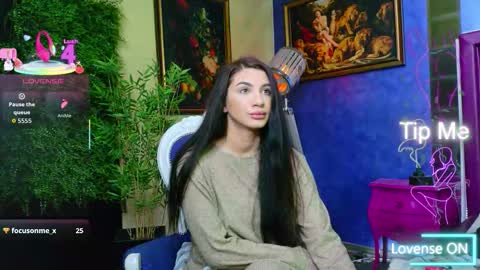 Snapshot of nicollepalmer chatting on November 18, 9:14 am Nicolle online show from November 18, 9:14 am