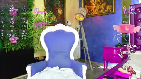 Nicolle online show from May 2, 1:27 pm