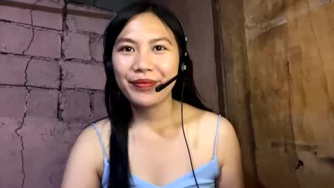 Evelyn online show from March 15, 9:15 am