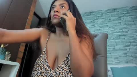 nicollesofia3 online show from February 10, 12:08 am