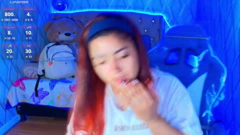 Nicolle Miley online show from November 7, 12:54 am