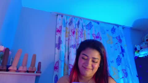 Nicolle Miley online show from July 7, 3:53 am
