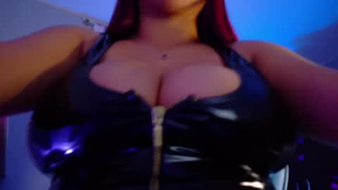 Nicolle Miley online show from July 20, 3:21 am