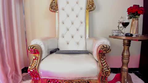 Snapshot of nicollette_miller chatting on September 27, 12:48 am Nicollette Miller online show from September 27, 12:48 am