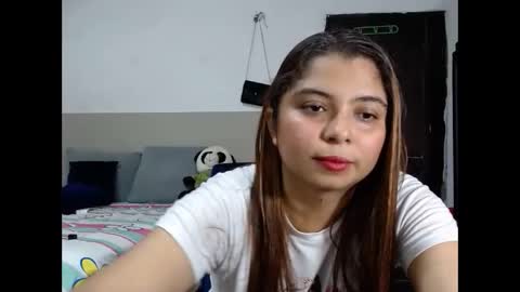 Snapshot of nicollgreen chatting on October 23, 8:18 pm NicollGreen online show from October 23, 8:18 pm