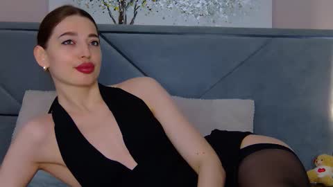 Snapshot of nicolros chatting on March 5, 10:11 am NicolRos online show from March 5, 10:11 am