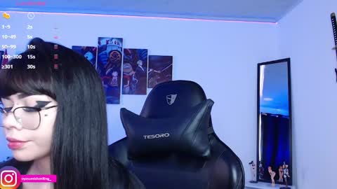 Lizzie online show from December 10, 8:38 pm