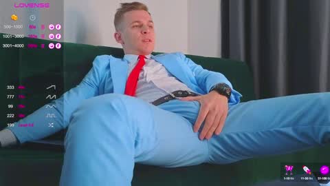 Snapshot of night_wwwolf chatting on January 4, 11:54 am Jameson online show from January 4, 11:54 am