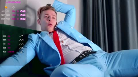 Snapshot of night_wwwolf chatting on January 30, 10:51 pm Jameson online show from January 30, 10:51 pm