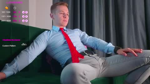 Snapshot of night_wwwolf chatting on February 12, 3:40 am Jameson online show from February 12, 3:40 am