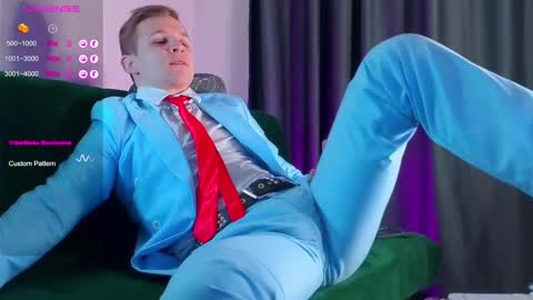 Snapshot of night_wwwolf chatting on March 6, 11:53 pm Jameson online show from March 6, 11:53 pm