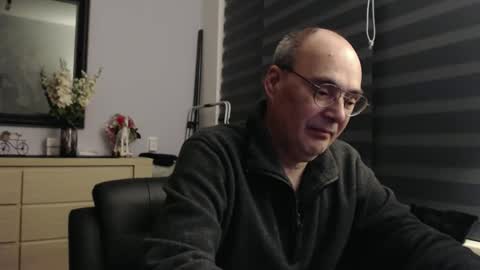 Snapshot of nightkeeper63 chatting on January 17, 12:04 am nightkeeper63 online show from January 17, 12:04 am